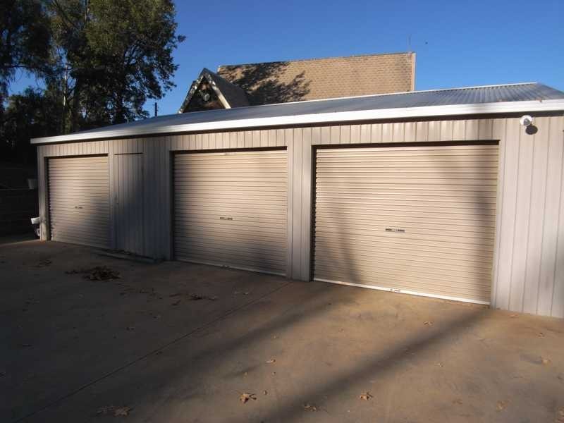 41 Otway Street, Gundagai NSW 2722