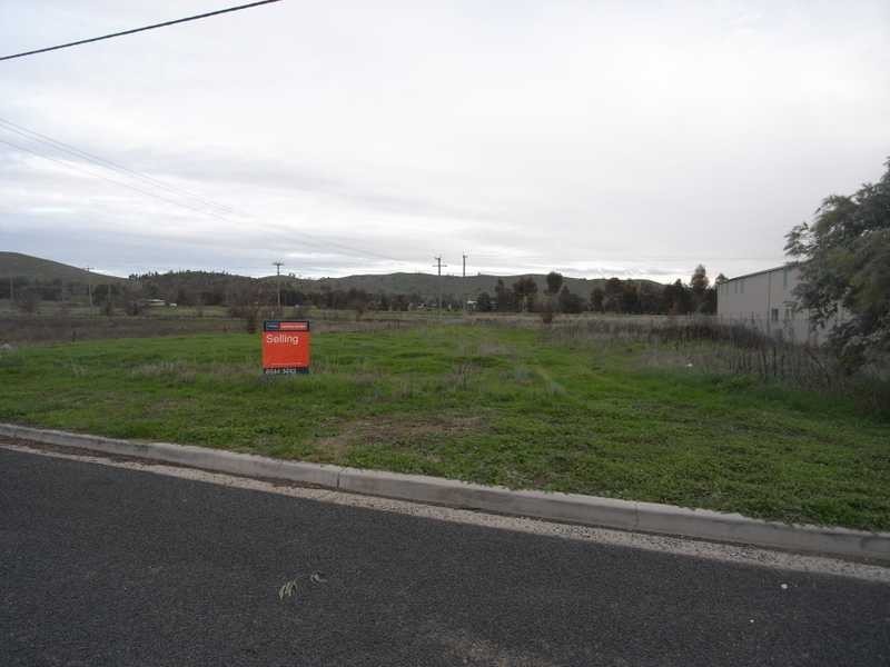 6 Kendall Place, Gundagai NSW 2722