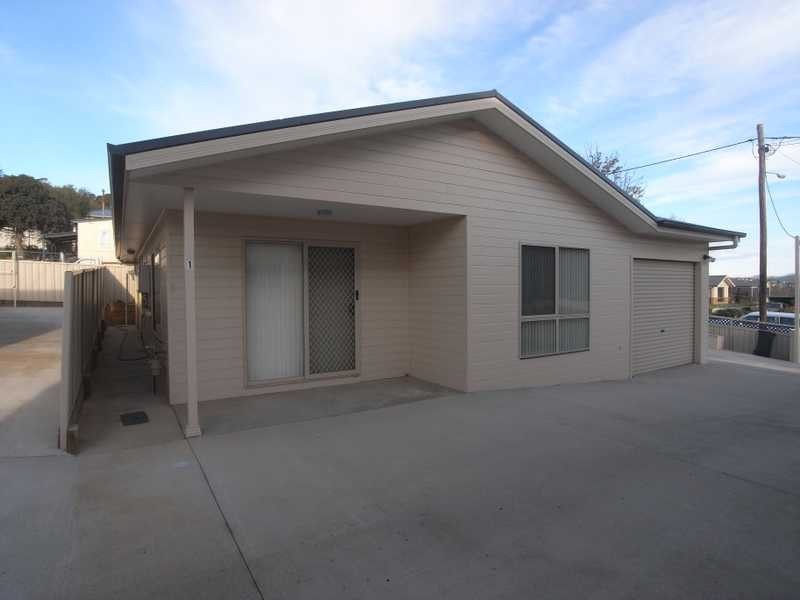 Unit 4/127 Hanley Street, Gundagai NSW 2722