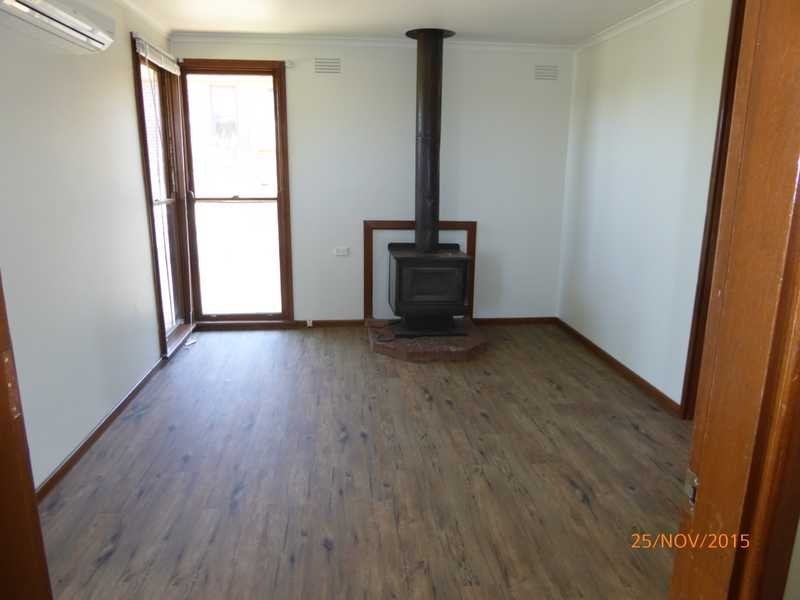 62 Tor Street, Gundagai NSW 2722