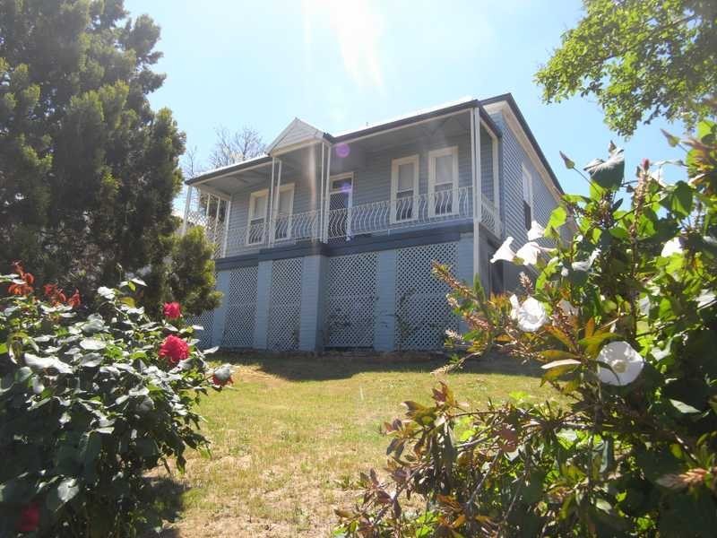 65 Punch Street, Gundagai NSW 2722