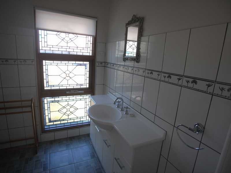 65 Punch Street, Gundagai NSW 2722