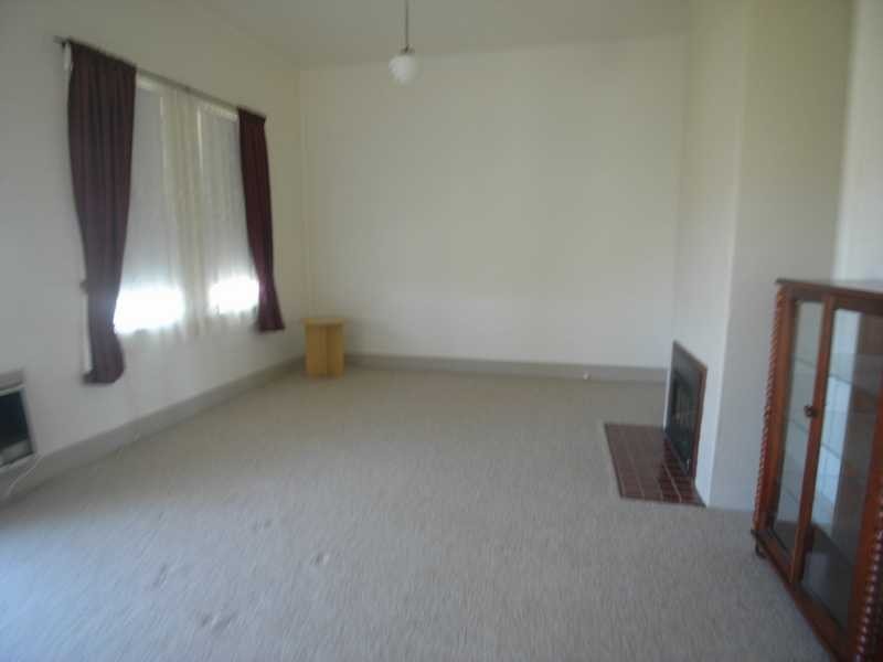 65 Punch Street, Gundagai NSW 2722