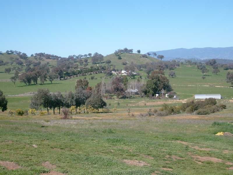 104 Cockatoo Road, Tumut NSW 2720