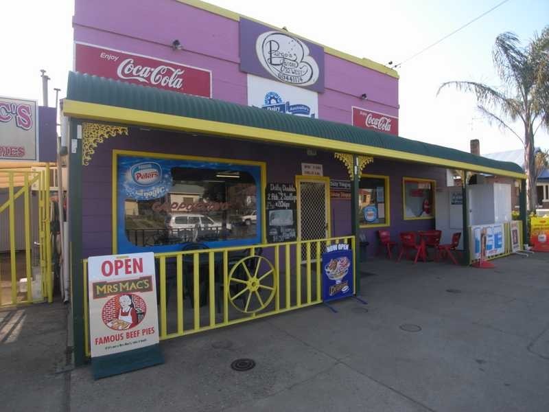 32 West Street, Gundagai NSW 2722