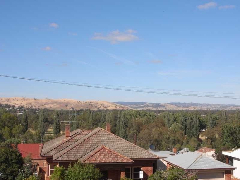 77 First Avenue, Gundagai NSW 2722