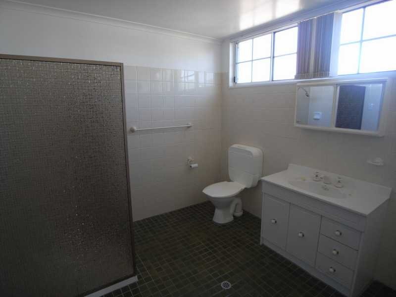 77 First Avenue, Gundagai NSW 2722