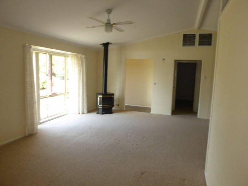 134 West Street, Gundagai NSW 2722