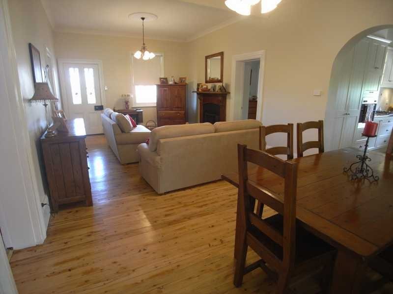 49 First Avenue, Gundagai NSW 2722