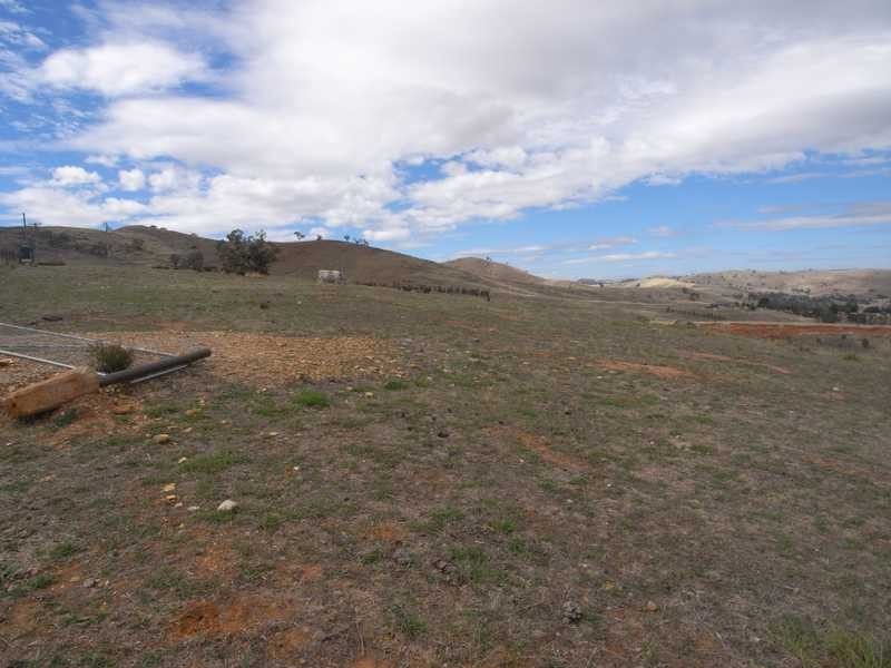 1 & 2 Luke Street, Gundagai NSW 2722