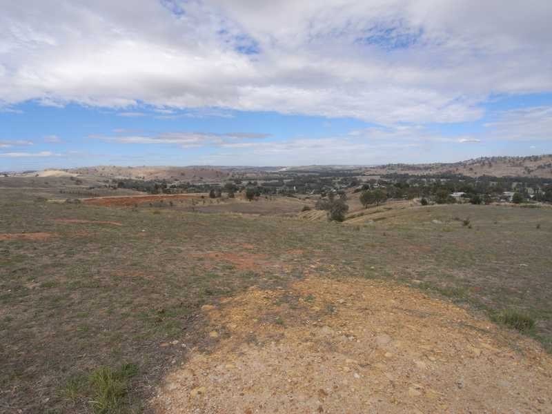 1 & 2 Luke Street, Gundagai NSW 2722