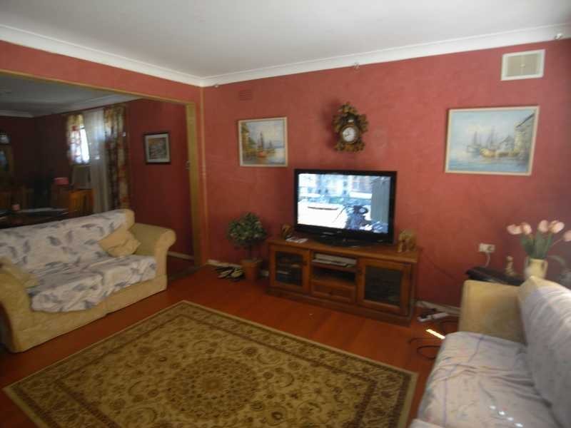 33 Tumut Street, Gundagai NSW 2722