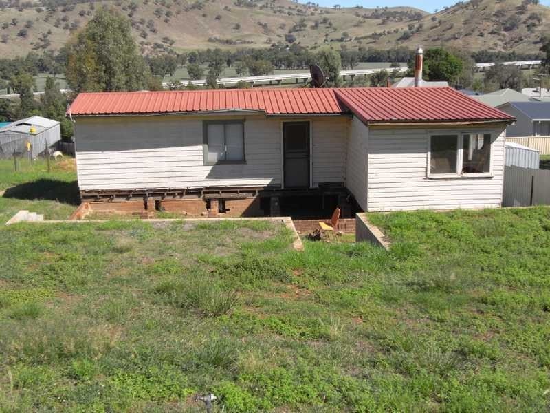 68 Eagle Street, Gundagai NSW 2722