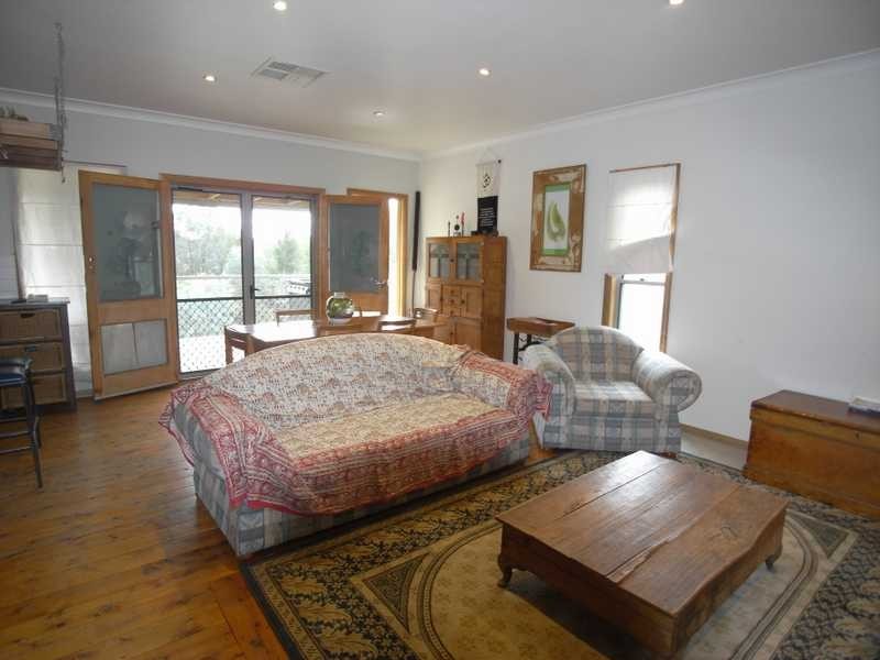 26 Tumut Street, Gundagai NSW 2722