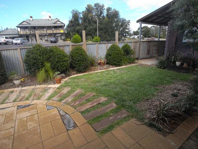 26 Tumut Street, Gundagai NSW 2722