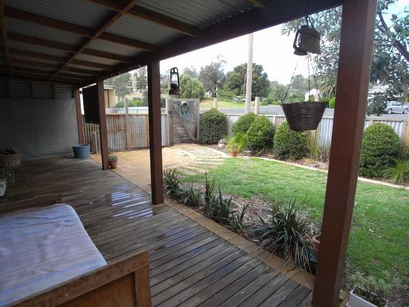 26 Tumut Street, Gundagai NSW 2722