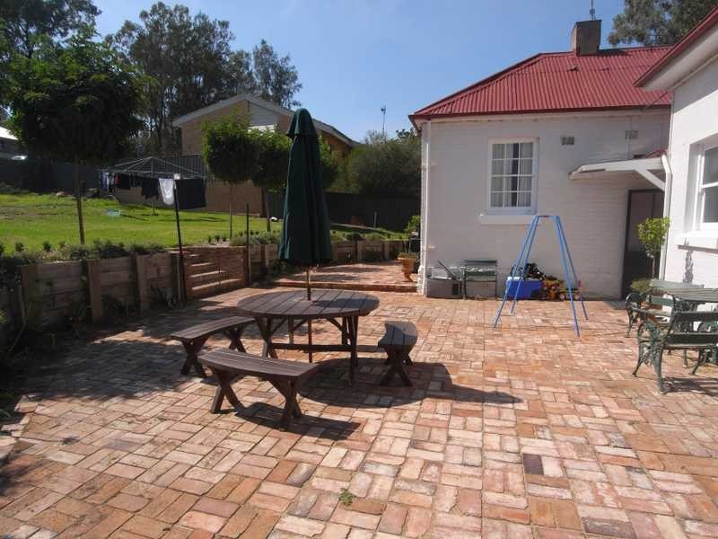 93 First Avenue, Gundagai NSW 2722