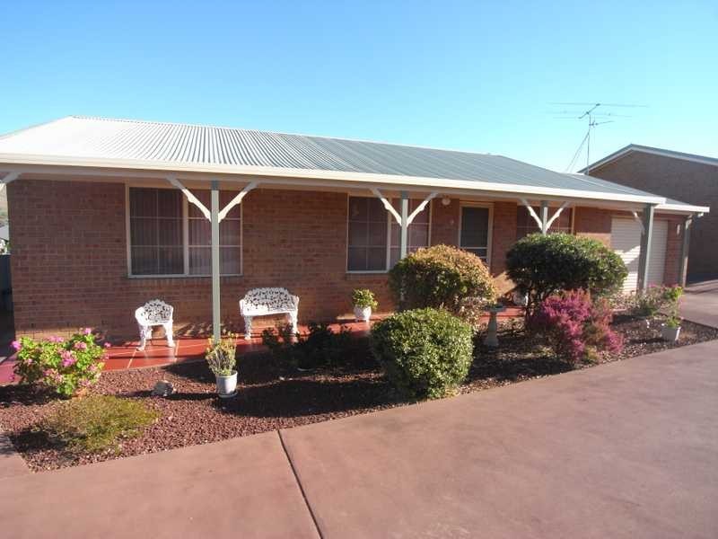 Unit 9/117 Punch Street, Gundagai NSW 2722
