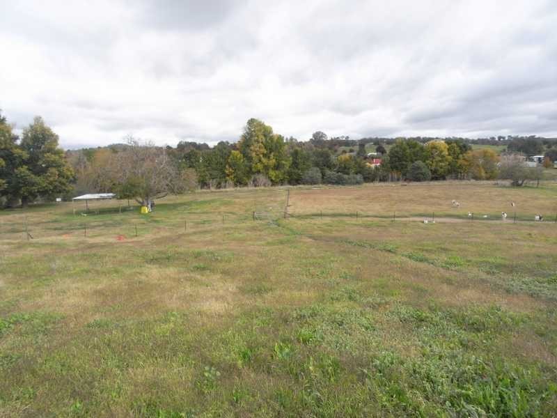 2/43 Victoria Hill Road, Adelong NSW 2729