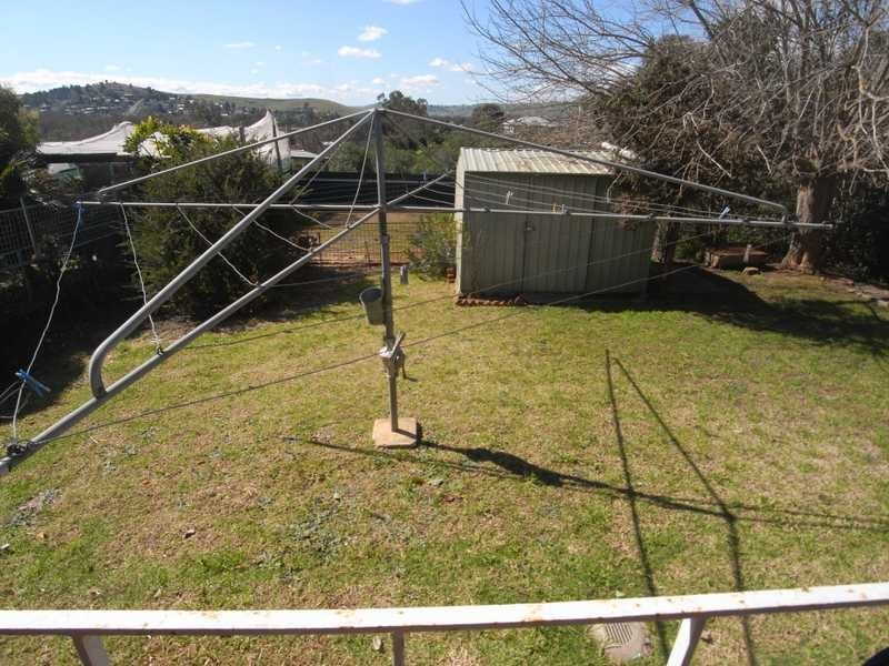 30 Ridge Street, Gundagai NSW 2722