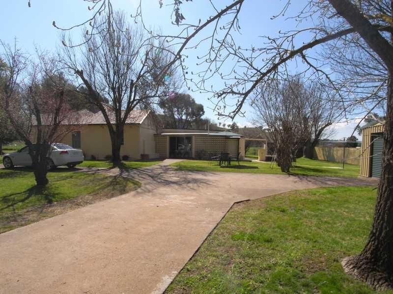 Tip Top Adelong Road, Tumblong NSW 2729