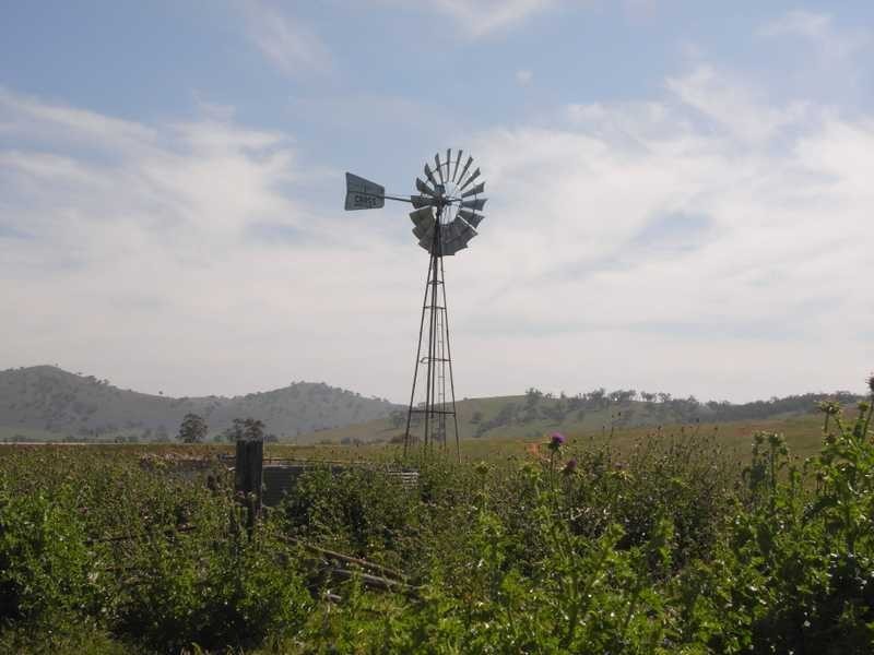 ‘Oaklands’ Hume Highway, Coolac NSW 2727