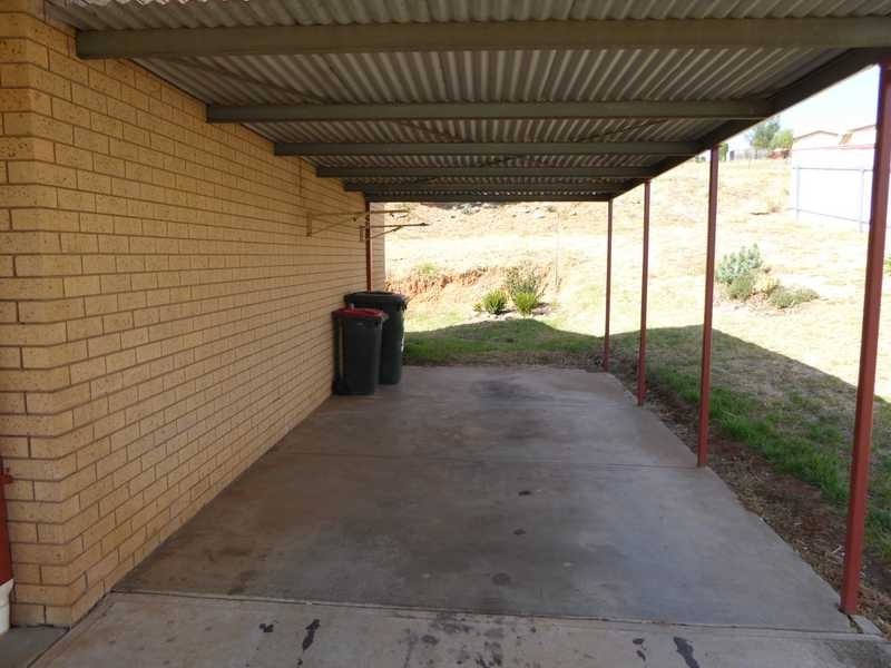 Unit 2/31 Tom Street, Gundagai NSW 2722