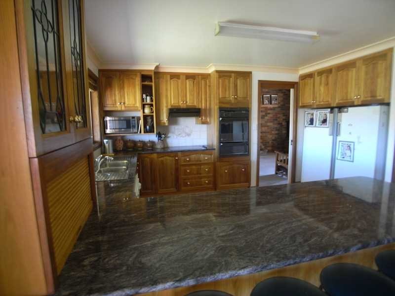 33 Mount Street, Gundagai NSW 2722