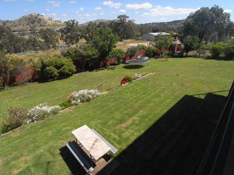 33 Mount Street, Gundagai NSW 2722