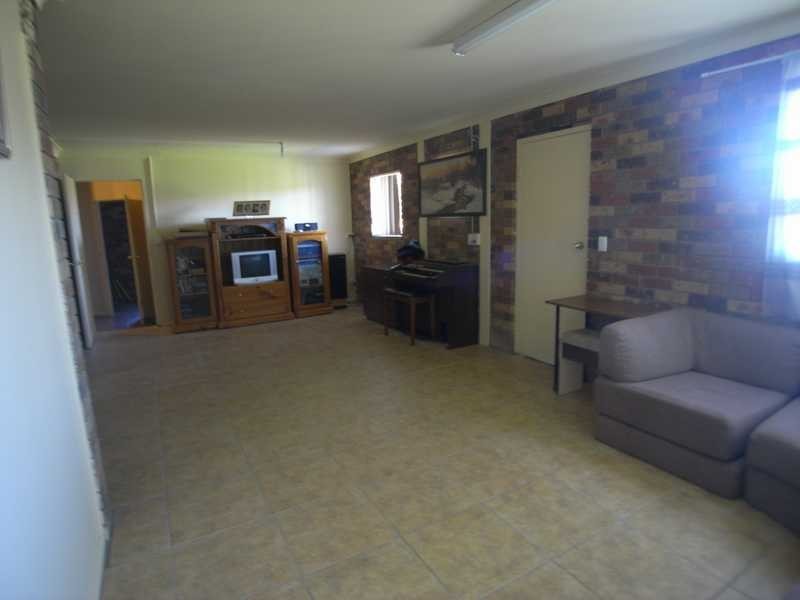 33 Mount Street, Gundagai NSW 2722