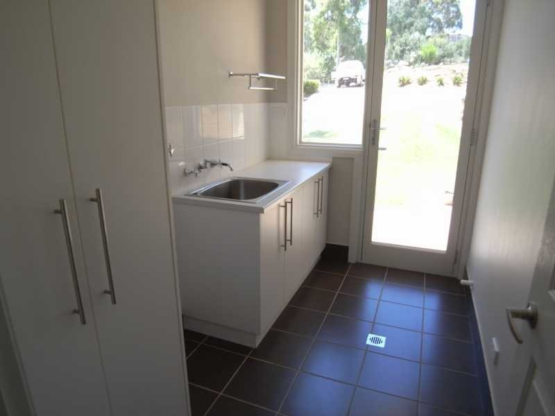 95 Punch Street, Gundagai NSW 2722