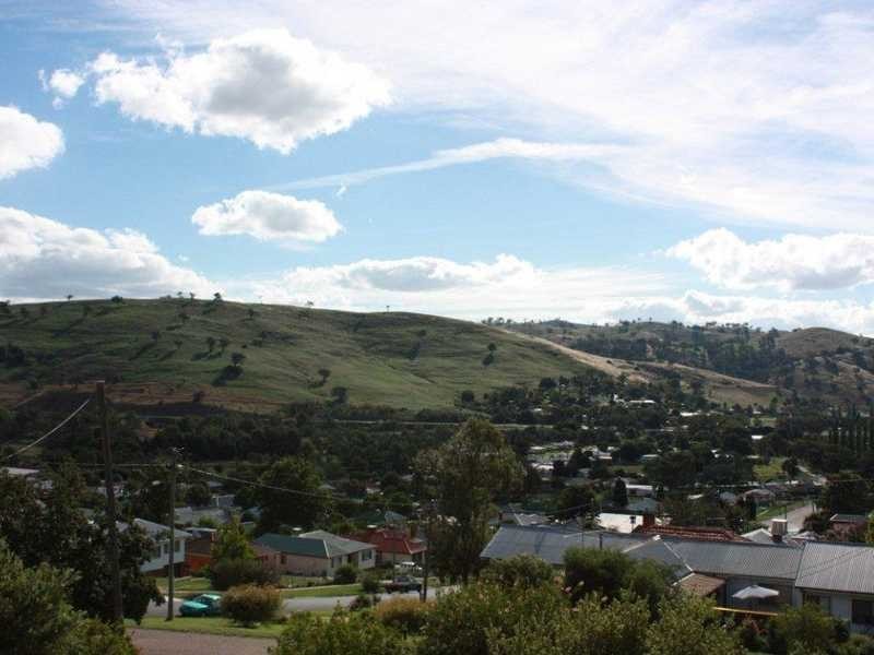 51 Otway Street, Gundagai NSW 2722