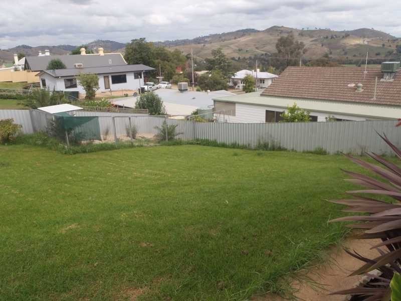 25 Homer Street, Gundagai NSW 2722