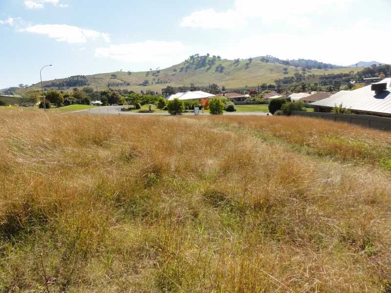 9 Lawson Drive, Gundagai NSW 2722
