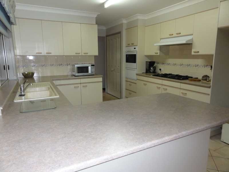17 Lawson Drive, Gundagai NSW 2722