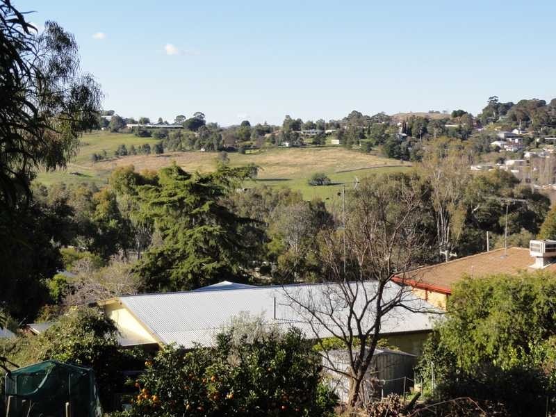 10 Francis Avenue, Gundagai NSW 2722