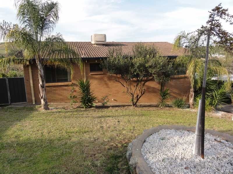 13 Francis Avenue, Gundagai NSW 2722