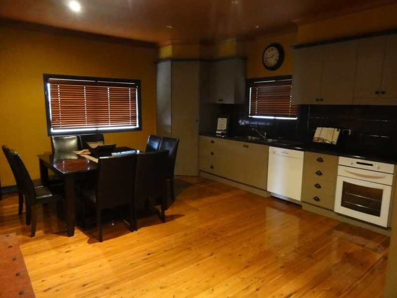 91 Punch Street, Gundagai NSW 2722