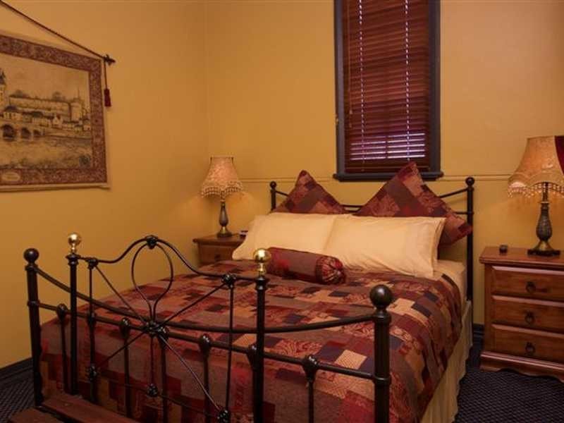 91 Punch Street, Gundagai NSW 2722