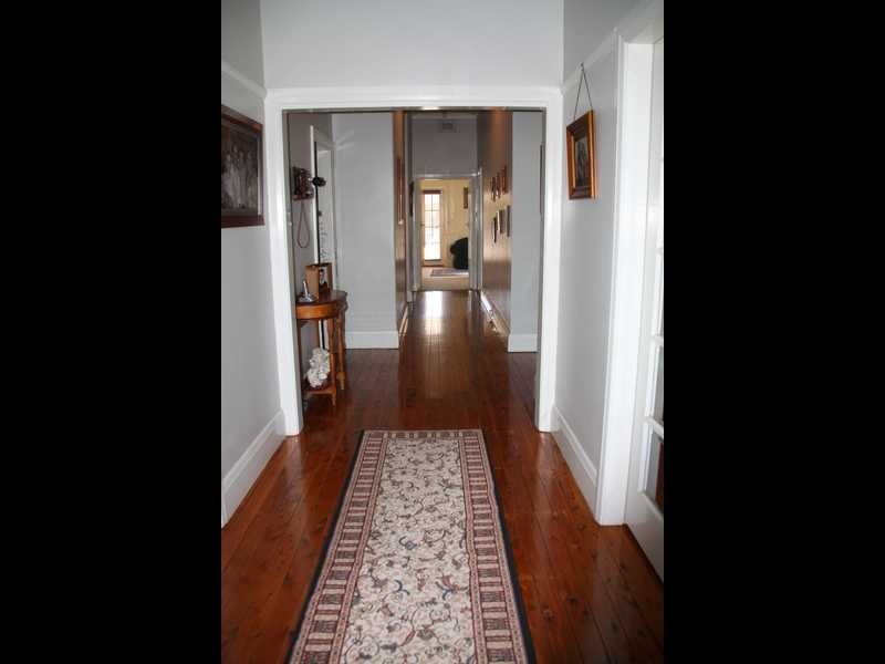 12 Virgil Street, Gundagai NSW 2722