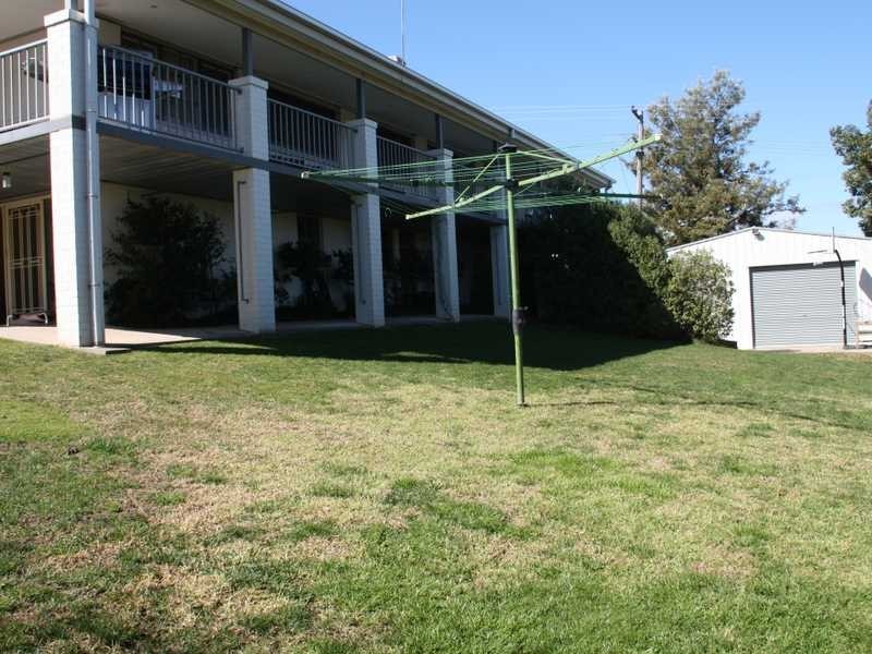 12 Virgil Street, Gundagai NSW 2722