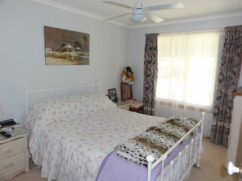 37 Tom Street, Gundagai NSW 2722