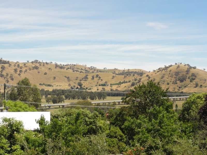 37 Tom Street, Gundagai NSW 2722
