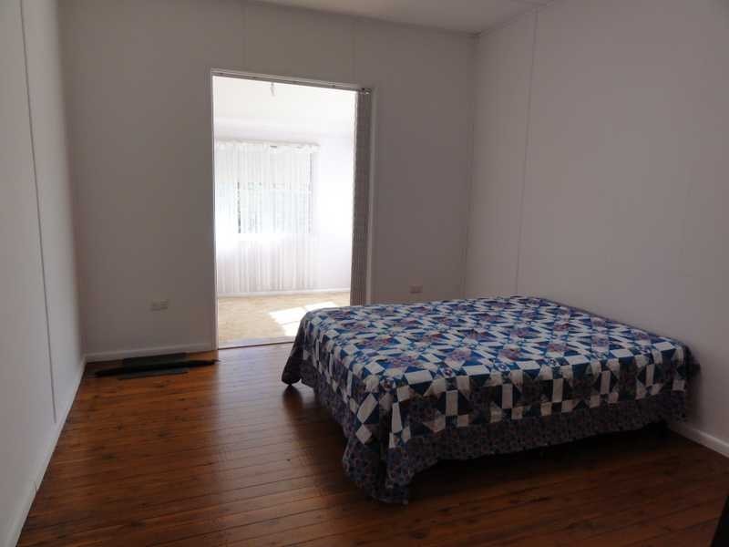 114 West Street, Gundagai NSW 2722