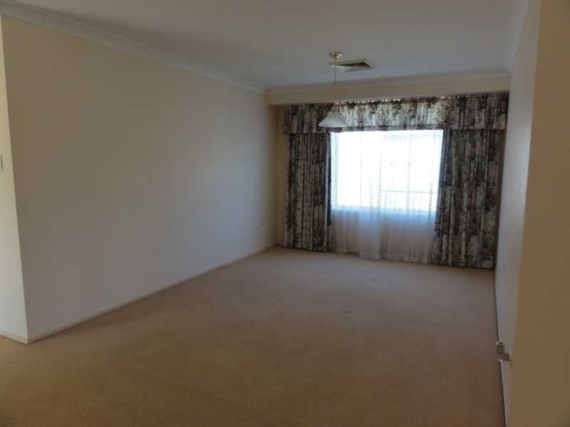 94 William Street, Gundagai NSW 2722