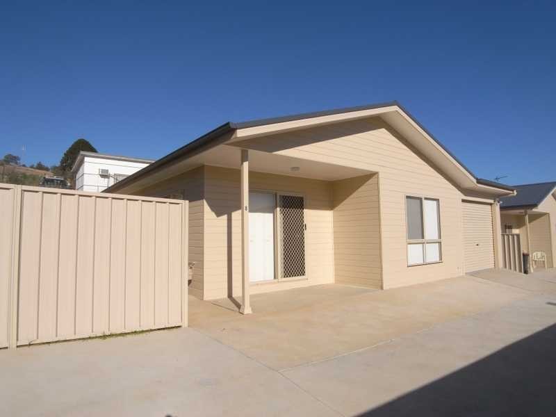 Unit 8/127 Hanley Street, Gundagai NSW 2722