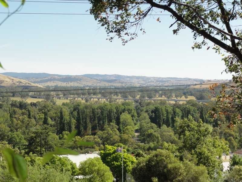 63 Punch Street, Gundagai NSW 2722