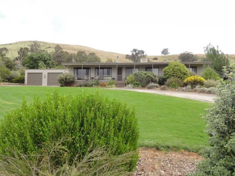 204 Punch Street, Gundagai NSW 2722
