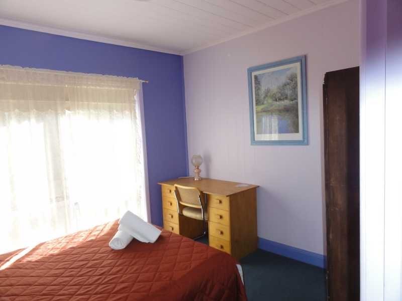 10 Kitchener Street, Gundagai NSW 2722