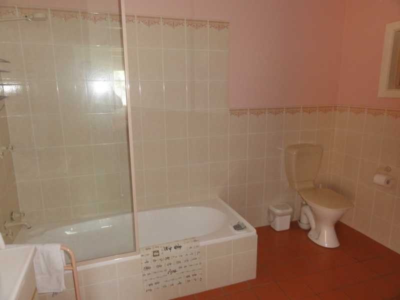 10 Kitchener Street, Gundagai NSW 2722